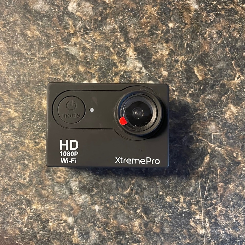 Xtreme Pro Camera - HD 1080p- Wi-Fi. with accessories